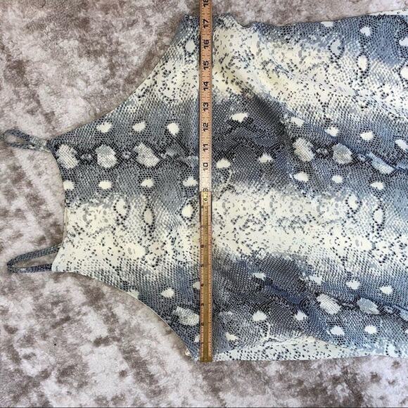 She + Sky snake print high neck midi length black, gray & white SZ SM - Picture 3 of 8